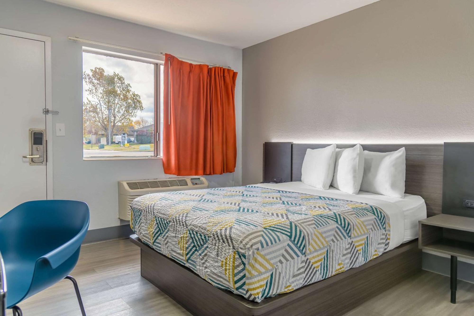 Home 6 Motel Topeka Dış mekan fotoğraf